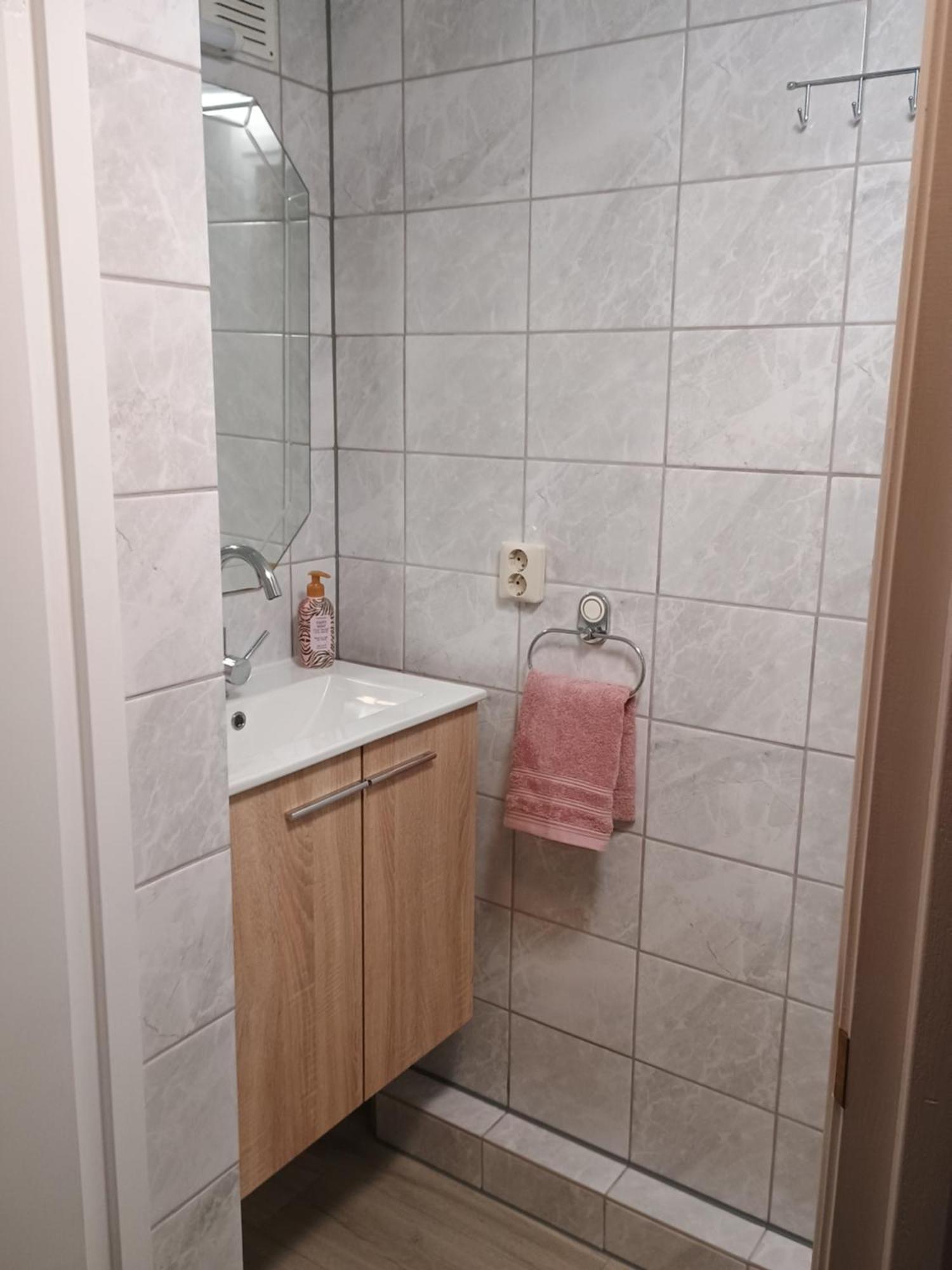 Prive Tuinhuis B&B Elly Sint Pancras Zewnętrze zdjęcie
